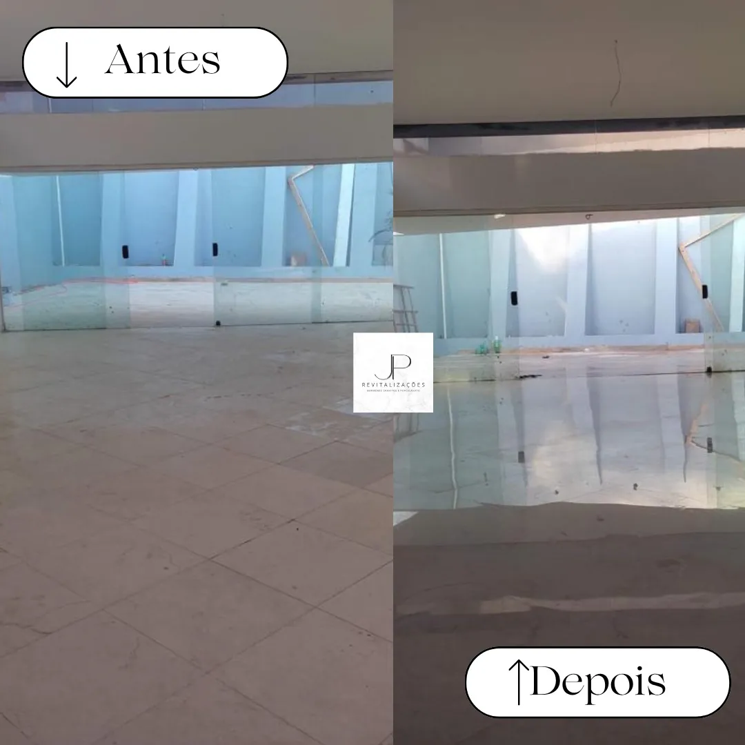 Espaço comercial em mármore antes e depois do polimento